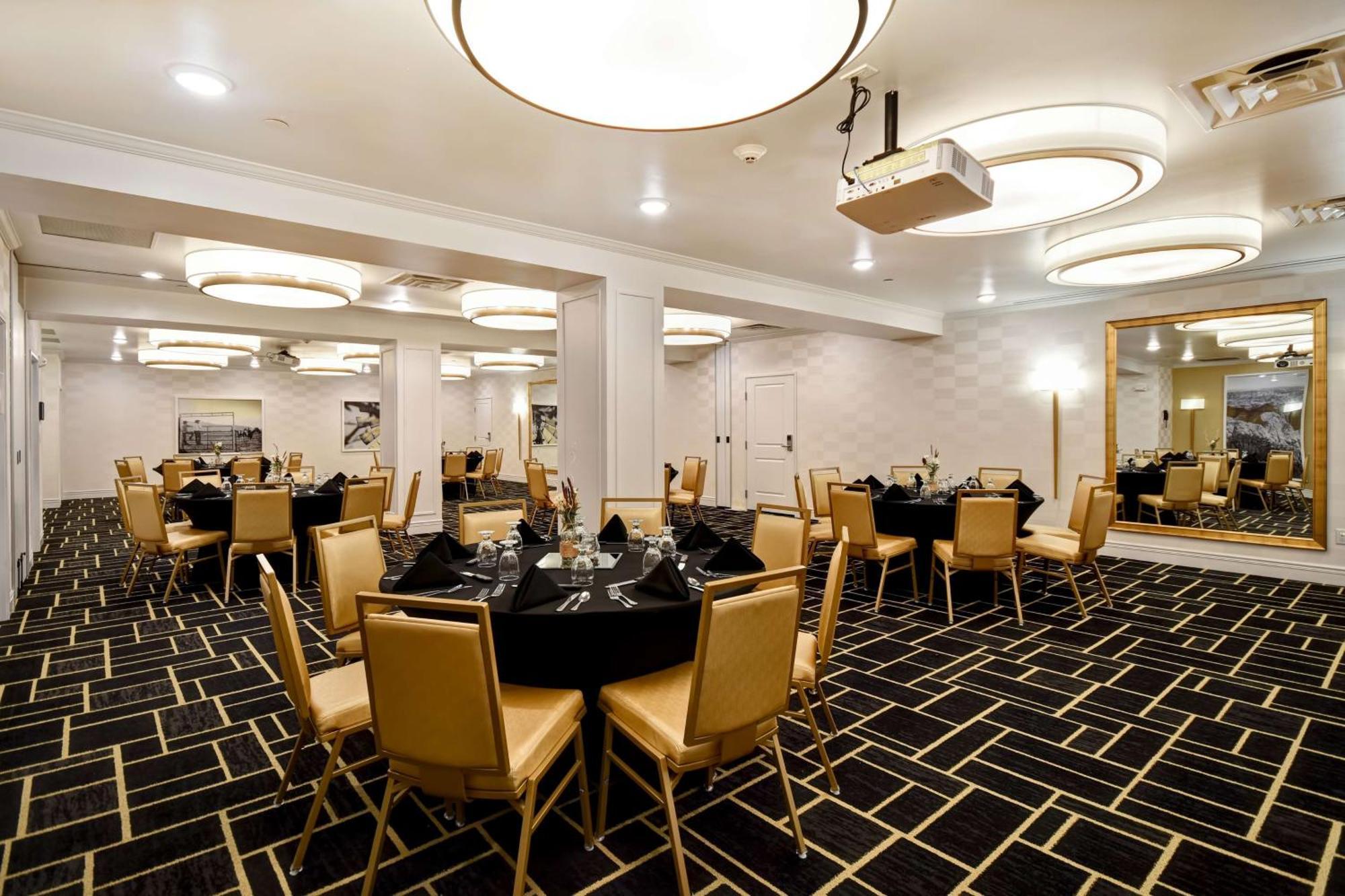Doubletree By Hilton Deadwood At Cadillac Jack'S Exterior foto