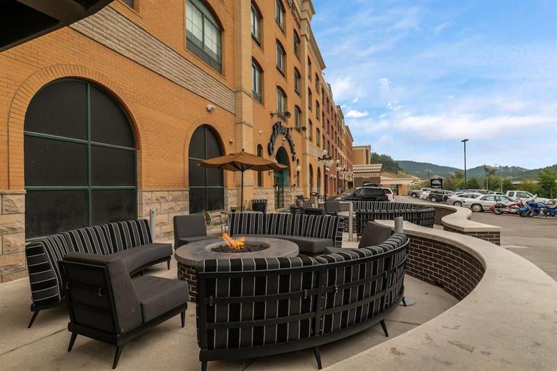 Doubletree By Hilton Deadwood At Cadillac Jack'S Exterior foto